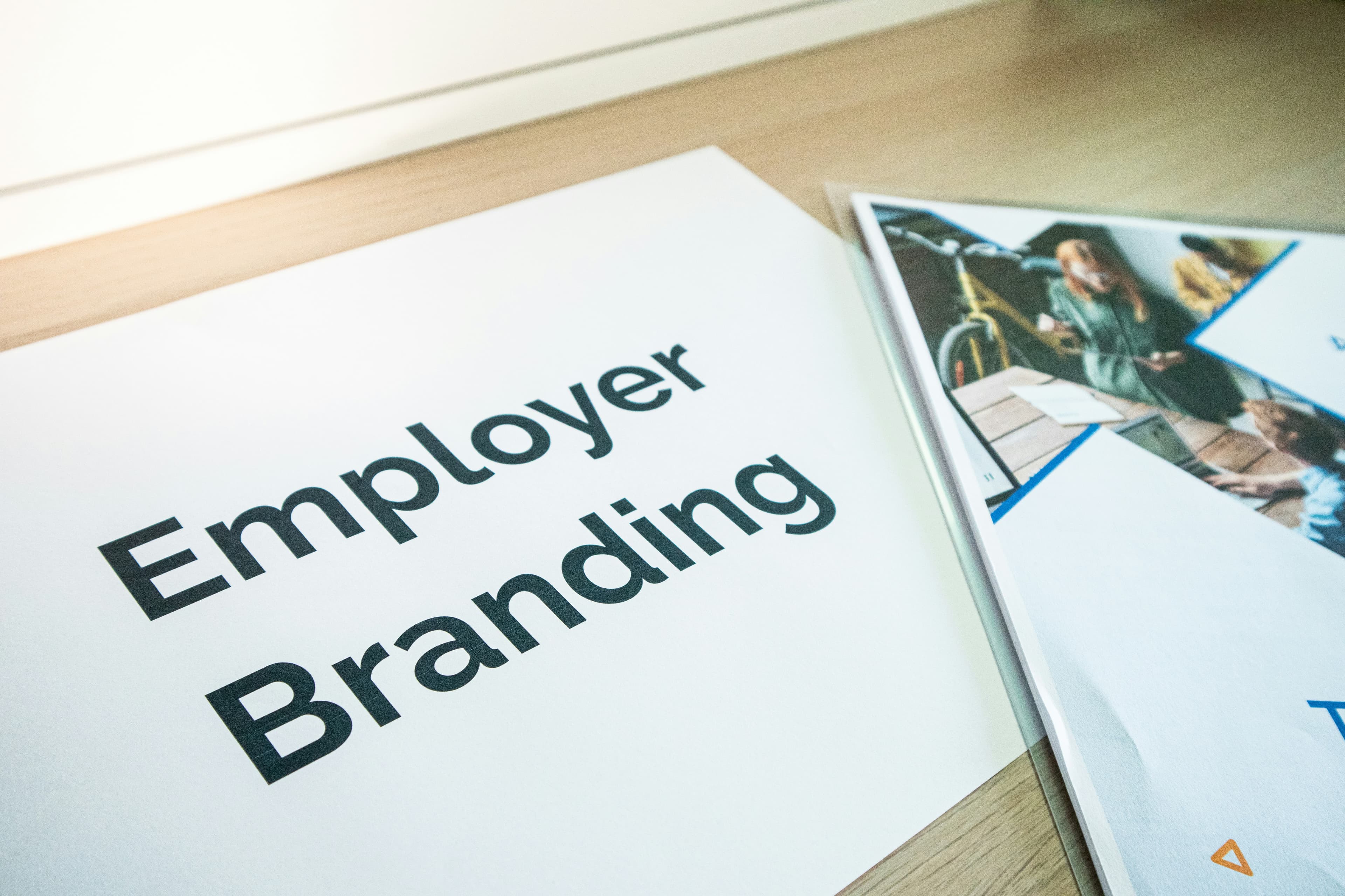Minimalist Brand Moats: Why Silent Branding Beats Loud Marketing in the AI Era